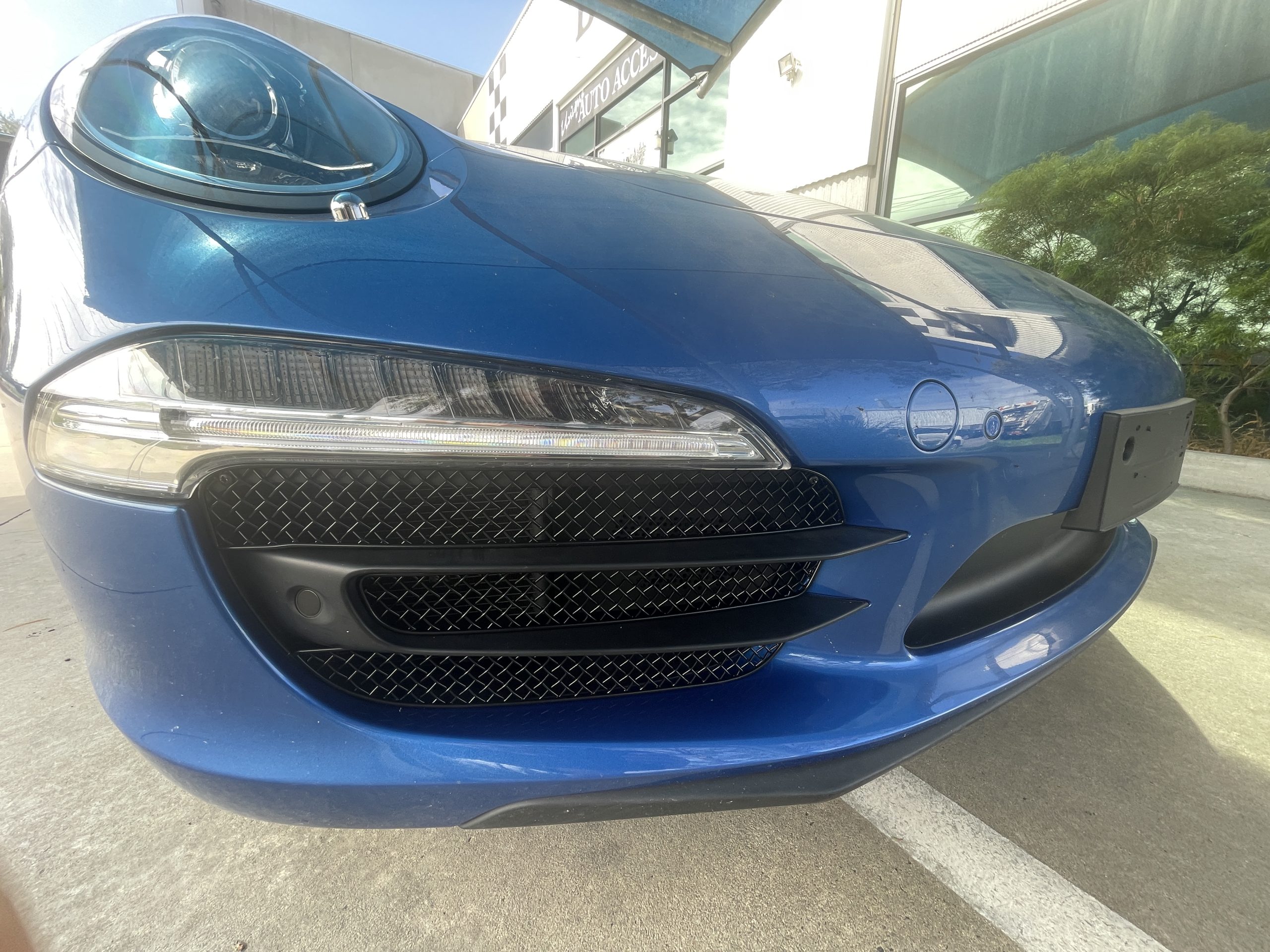 (1) Porsche 911 Carrera 991 4S Front Grille Set (With Sensors) 2012–2015 (SKU:ZPR48313B) - Image 4