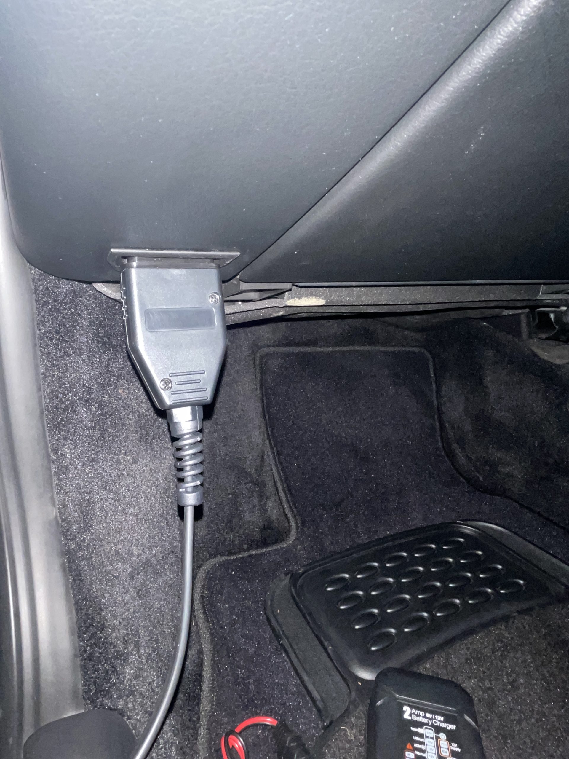 Porsche Battery Essential 6-12V 2amp Maintenance-Charging Made Easy (SKU:03-061) - Image 13