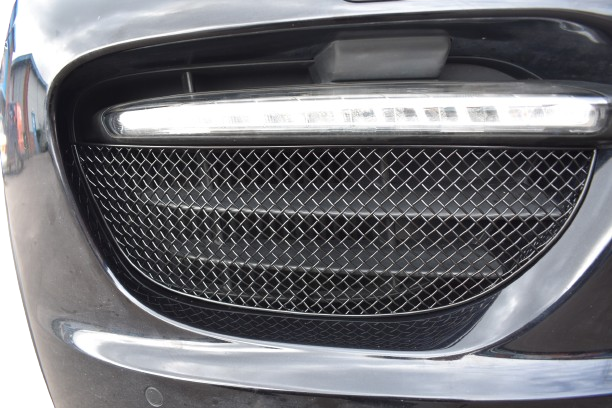 Porsche Cayenne Turbo Pre- Facelift Front Grill Set 2011-2014 (SKU:ZPR101511B) - Image 8